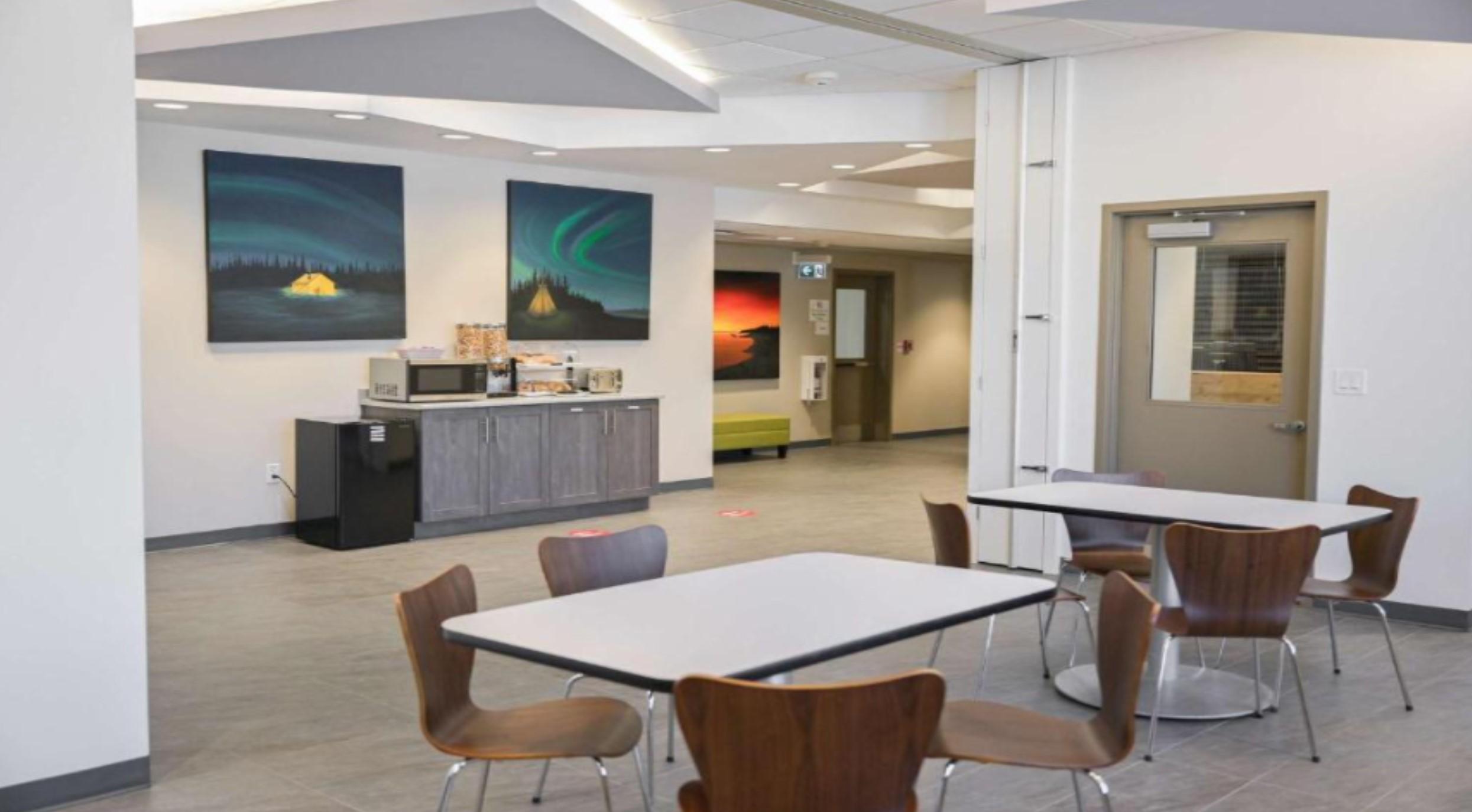 Super 8 By Wyndham Moosonee Hotell Exteriör bild