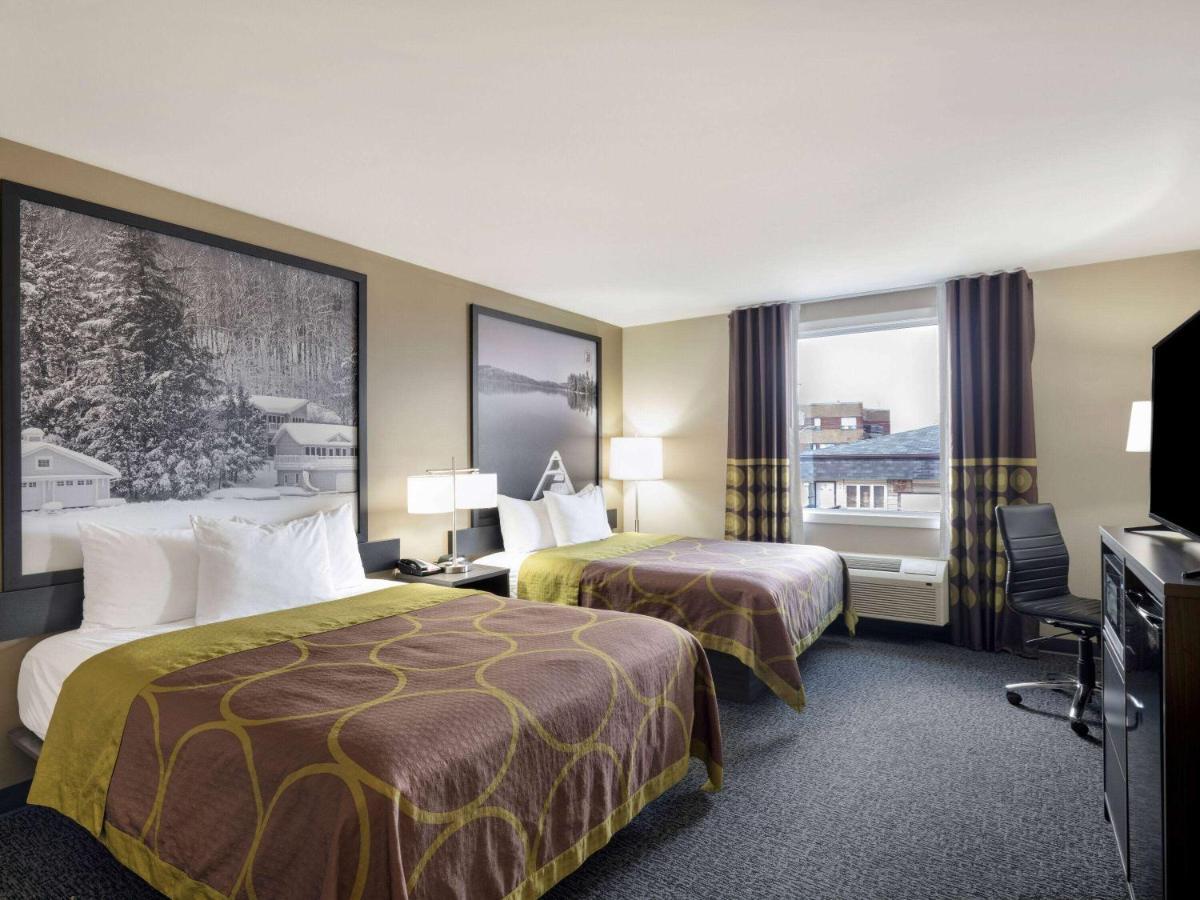 Super 8 By Wyndham Moosonee Hotell Exteriör bild
