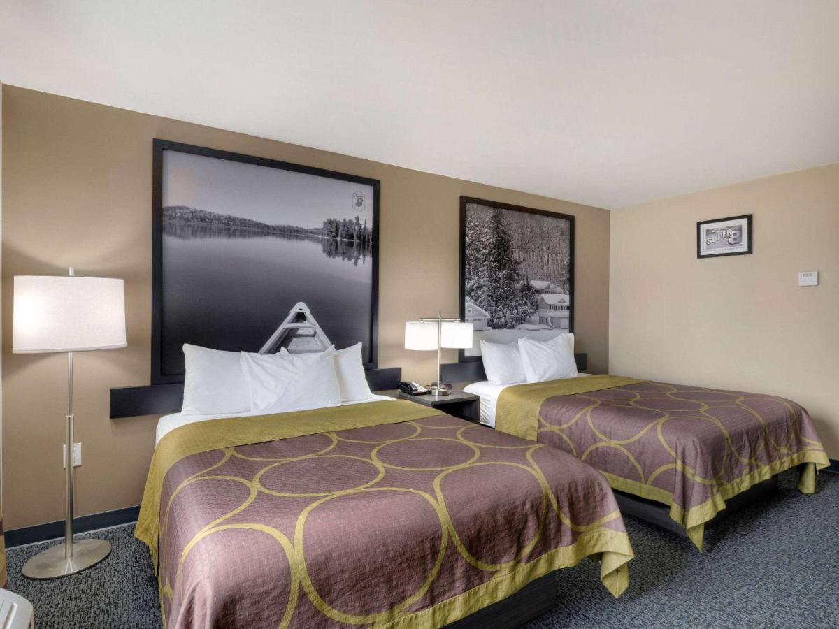 Super 8 By Wyndham Moosonee Hotell Exteriör bild