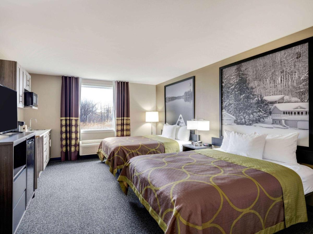 Super 8 By Wyndham Moosonee Hotell Exteriör bild